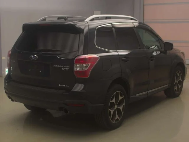 Subaru FORESTER — фото 2