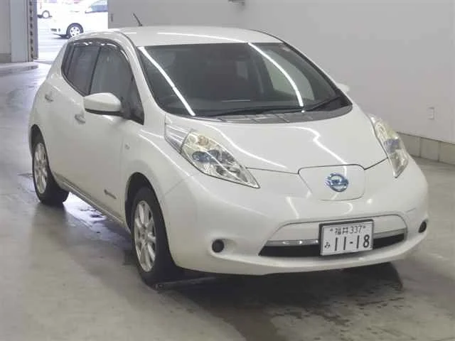 Nissan LEAF — фото 1