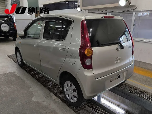 Daihatsu MIRA — фото 2