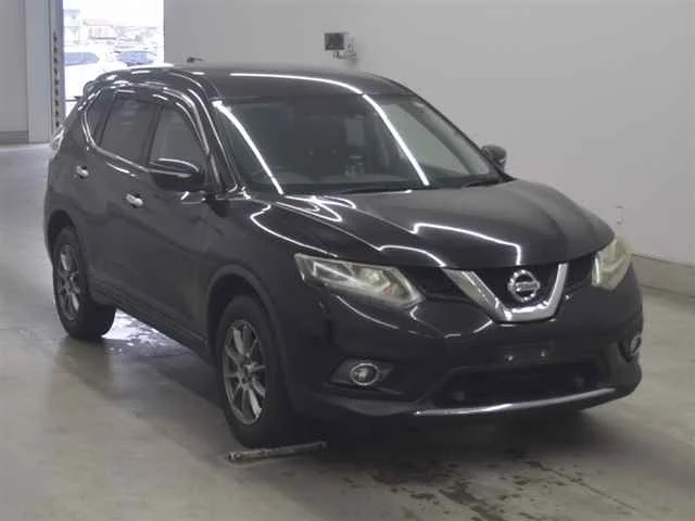 Nissan X-TRAIL — фото 1