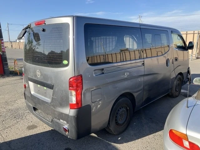 Nissan CARAVAN VAN — фото 2