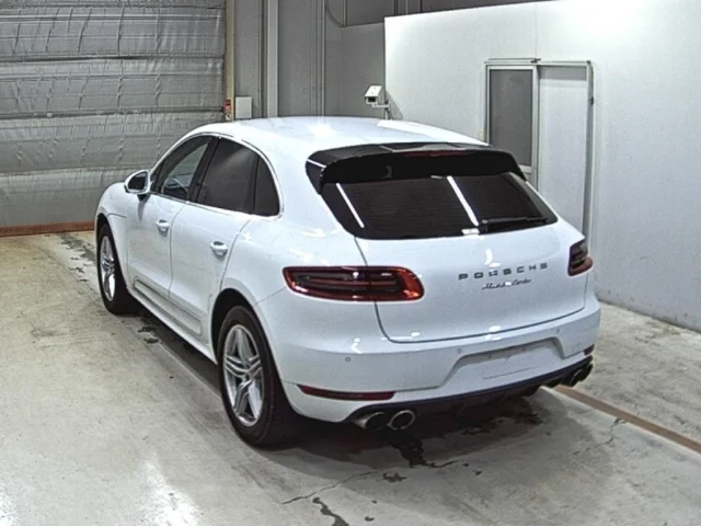 Porsche MACAN — фото 2