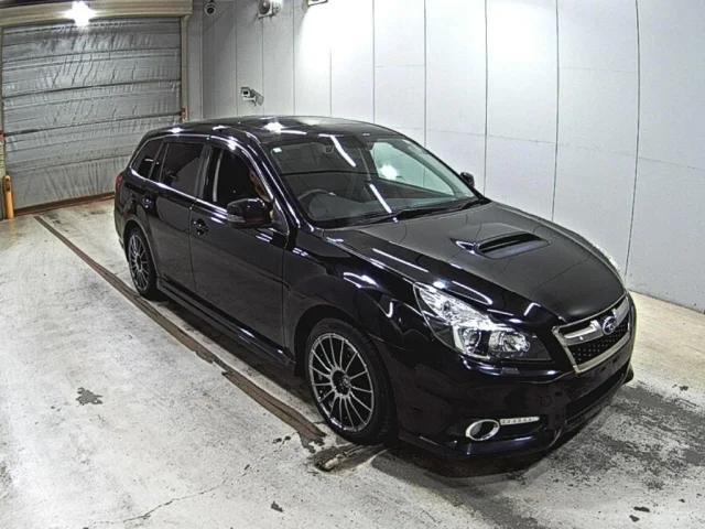 Subaru LEGACY — фото 1