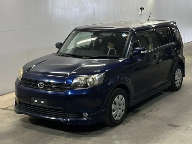 Toyota COROLLA RUMION