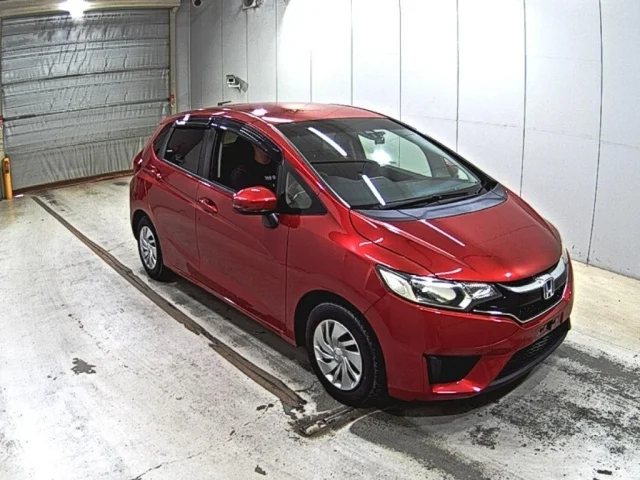 Honda FIT — фото 1