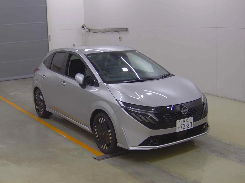 Nissan AURA — фото 1