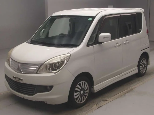 Mitsubishi DELICA D2