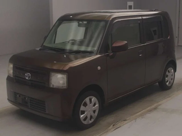 Toyota PIXIS SPACE