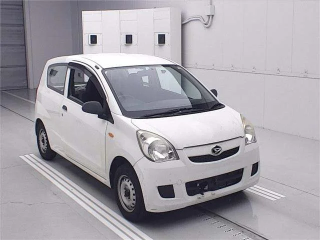 Daihatsu MIRA — фото 1