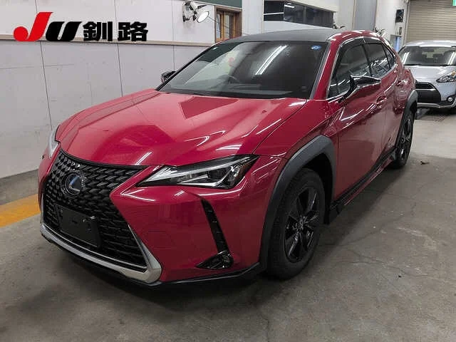Lexus UX — фото 1