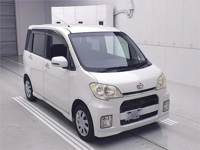 Daihatsu TANTO EXE — фото 1