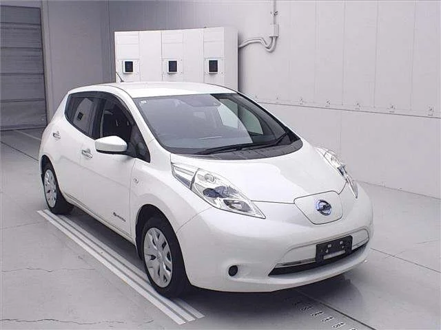 Nissan LEAF — фото 1