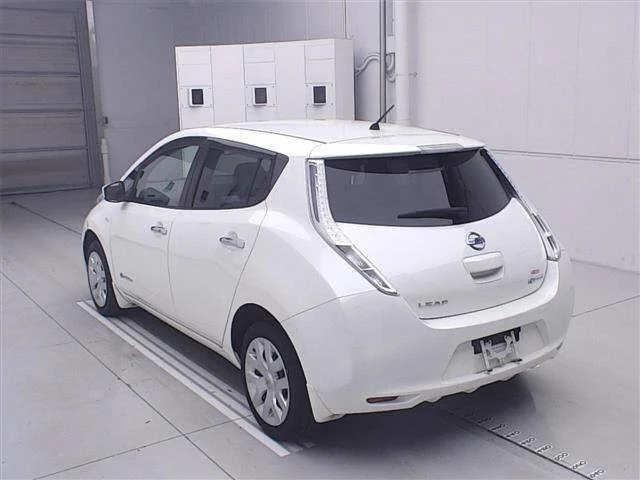Nissan LEAF — фото 2