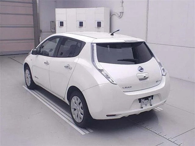 Nissan LEAF — фото 2
