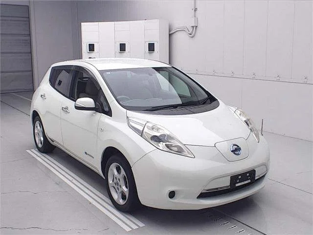 Nissan LEAF — фото 1