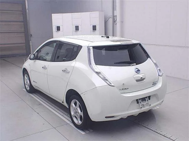 Nissan LEAF — фото 2