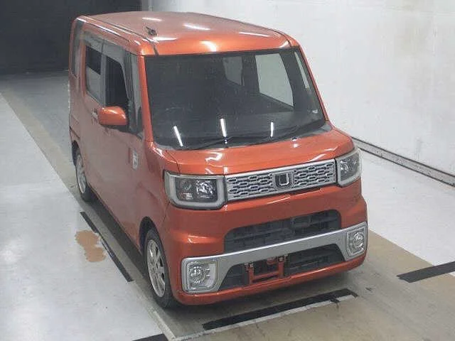 Daihatsu WAKE — фото 1