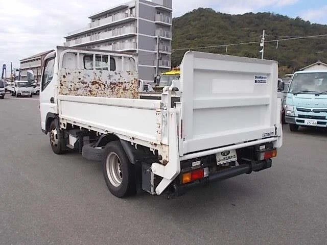 Mitsubishi CANTER — фото 2