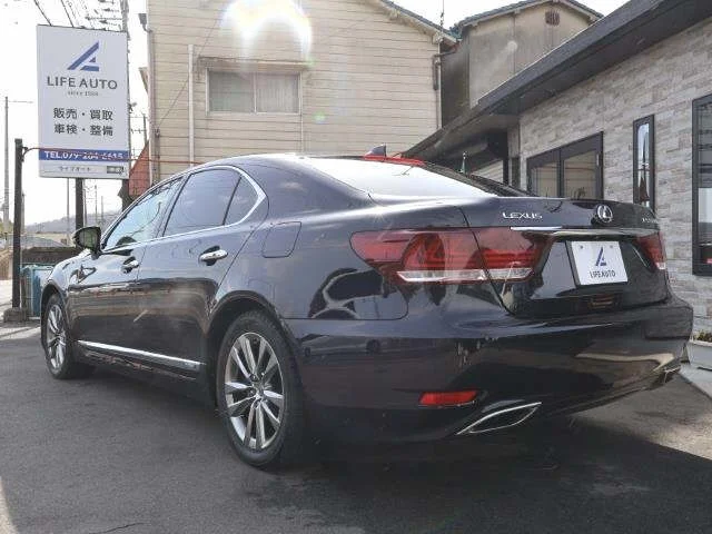 Lexus LS — фото 2