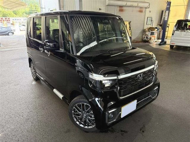 Honda N BOX — фото 1