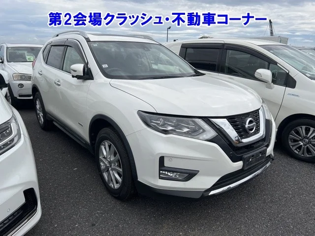 Nissan X-TRAIL