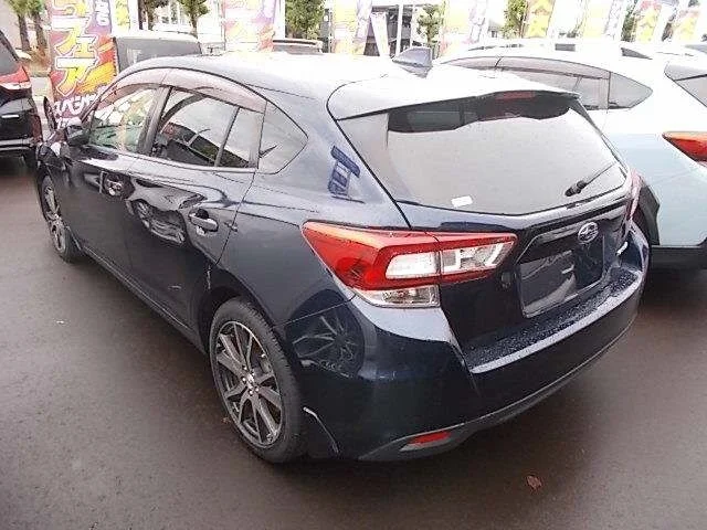 Subaru IMPREZA — фото 2
