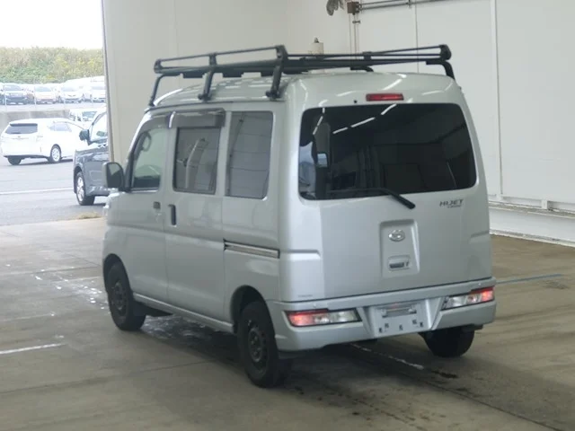 Daihatsu HIJET VAN — фото 2
