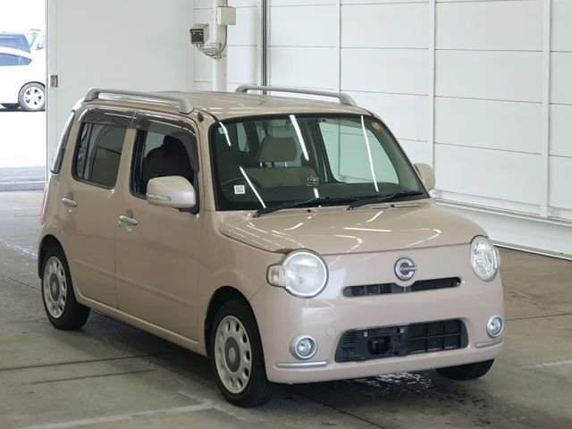 Daihatsu MIRA