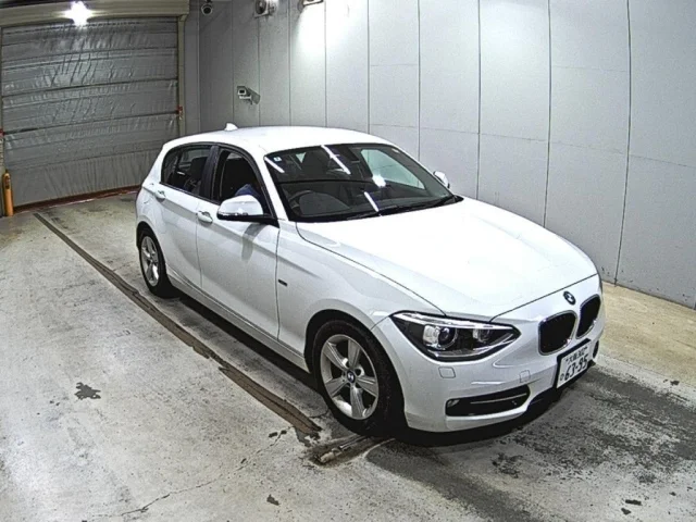 BMW 1-Series — фото 1