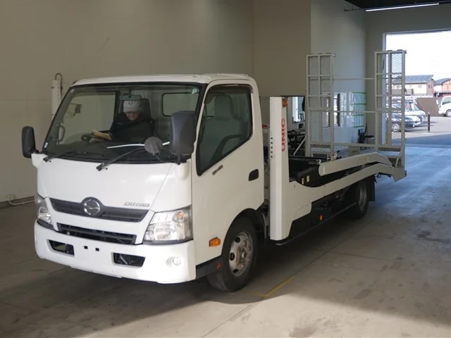 HINO DUTRO — фото 1