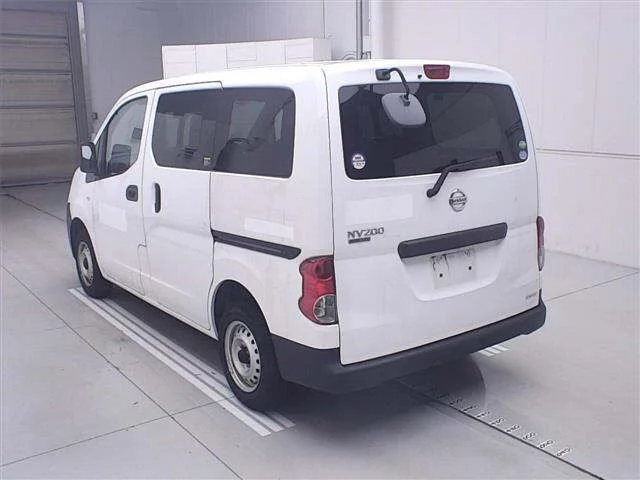 Nissan NV200 — фото 2