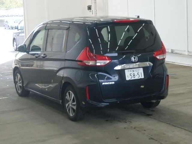 Honda FREED — фото 2