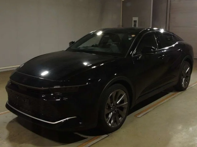 Toyota CROWN CROSSOVER