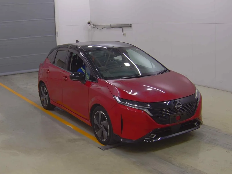Nissan AURA — фото 1