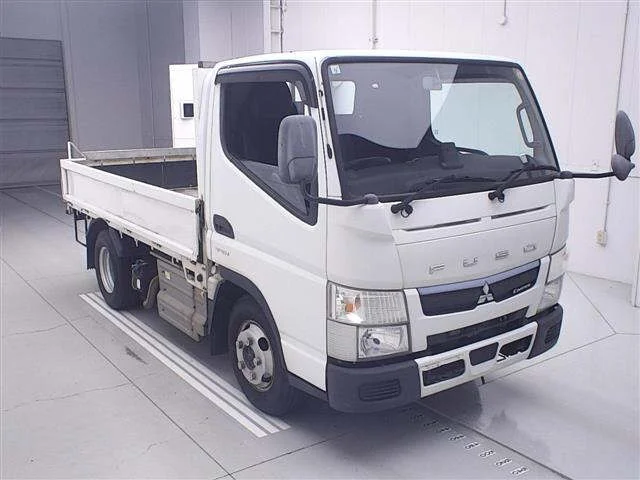 Mitsubishi CANTER — фото 1