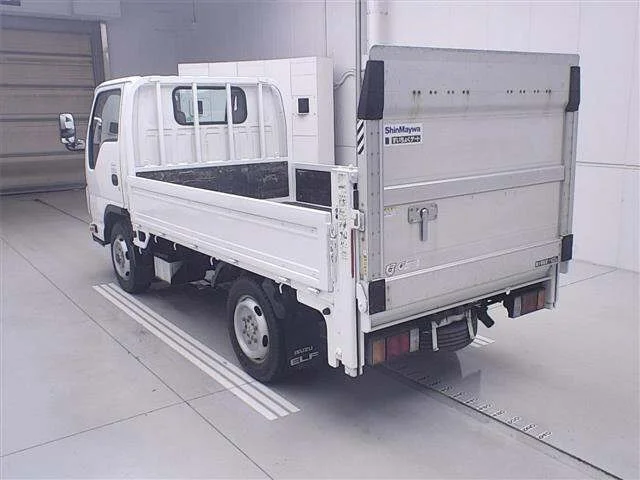 Isuzu ELF — фото 2