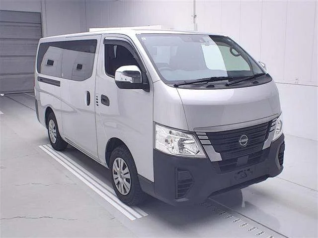 Nissan CARAVAN VAN — фото 1
