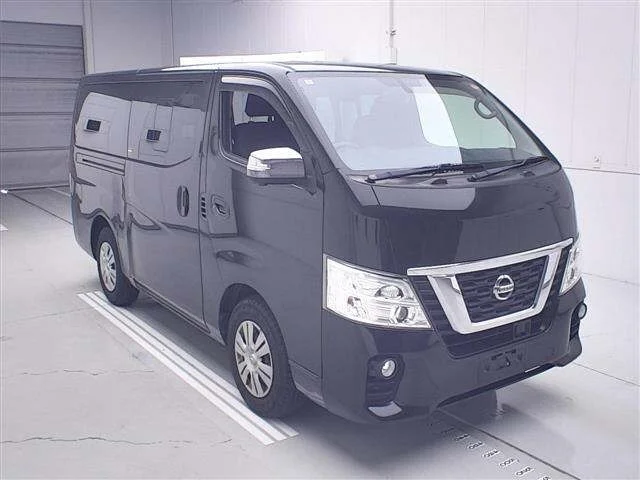 Nissan CARAVAN VAN — фото 1