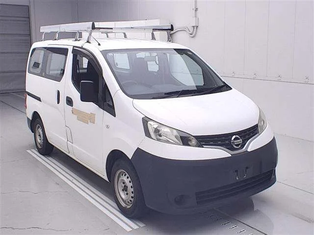 Nissan NV200 — фото 1