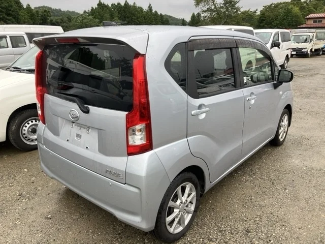 Daihatsu MOVE — фото 2