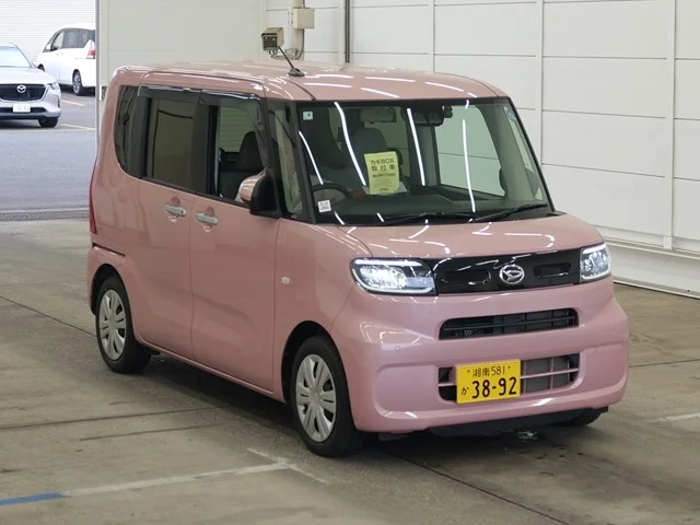 Daihatsu TANTO — фото 1