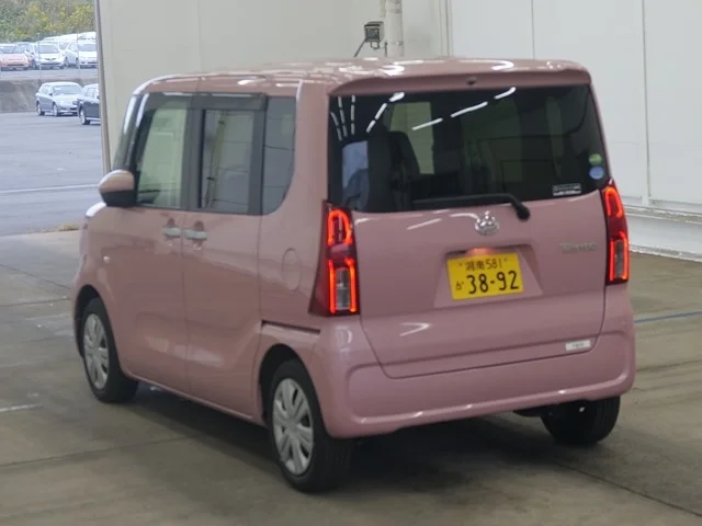Daihatsu TANTO — фото 2