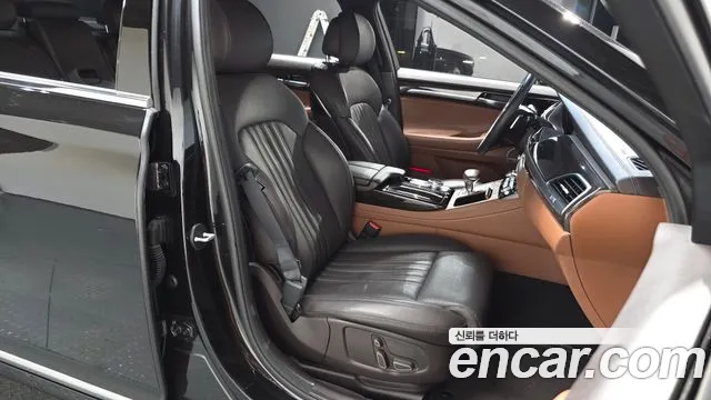 Genesis G90 — фото 10