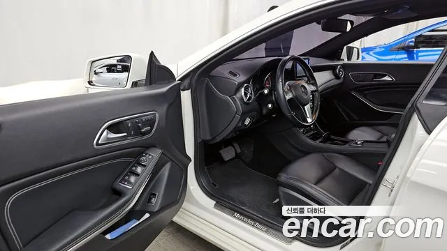 Mercedes-Benz A-Class — фото 10
