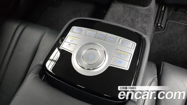 Genesis G80 — фото 19