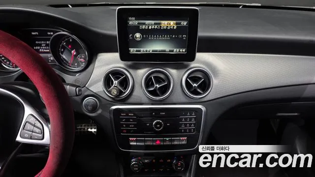 Mercedes-Benz A-Class — фото 14