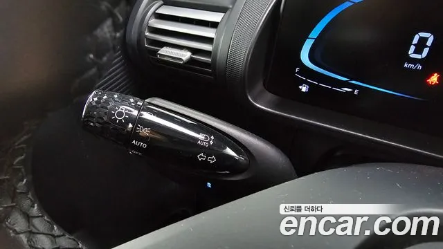 Hyundai Casper — фото 29
