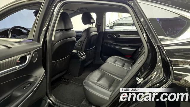 Hyundai Grandeur — фото 11