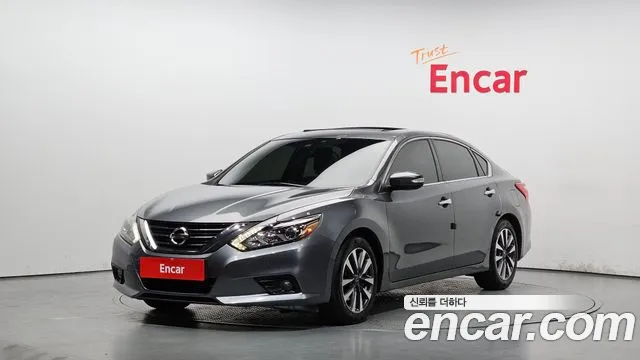 Nissan Altima