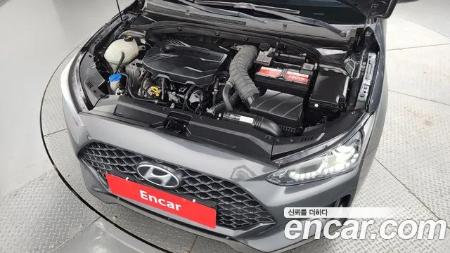Hyundai Veloster — фото 6